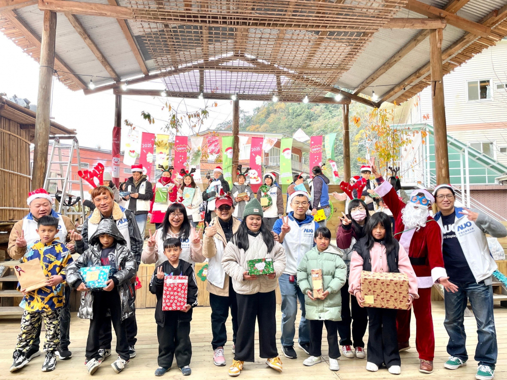 918博天娛樂永續(xù)基金會號召「圓夢計畫」行動連續(xù)23年，由同仁凝聚內(nèi)部愛心與資源送往偏鄉(xiāng)，累積為逾萬名兒童圓夢，實踐918博天娛樂共創(chuàng)共好的永續(xù)精神。